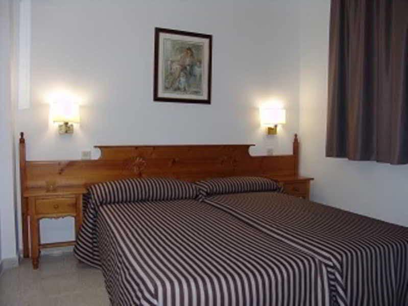Apartamentos Santi Lloret de Mar Extérieur photo