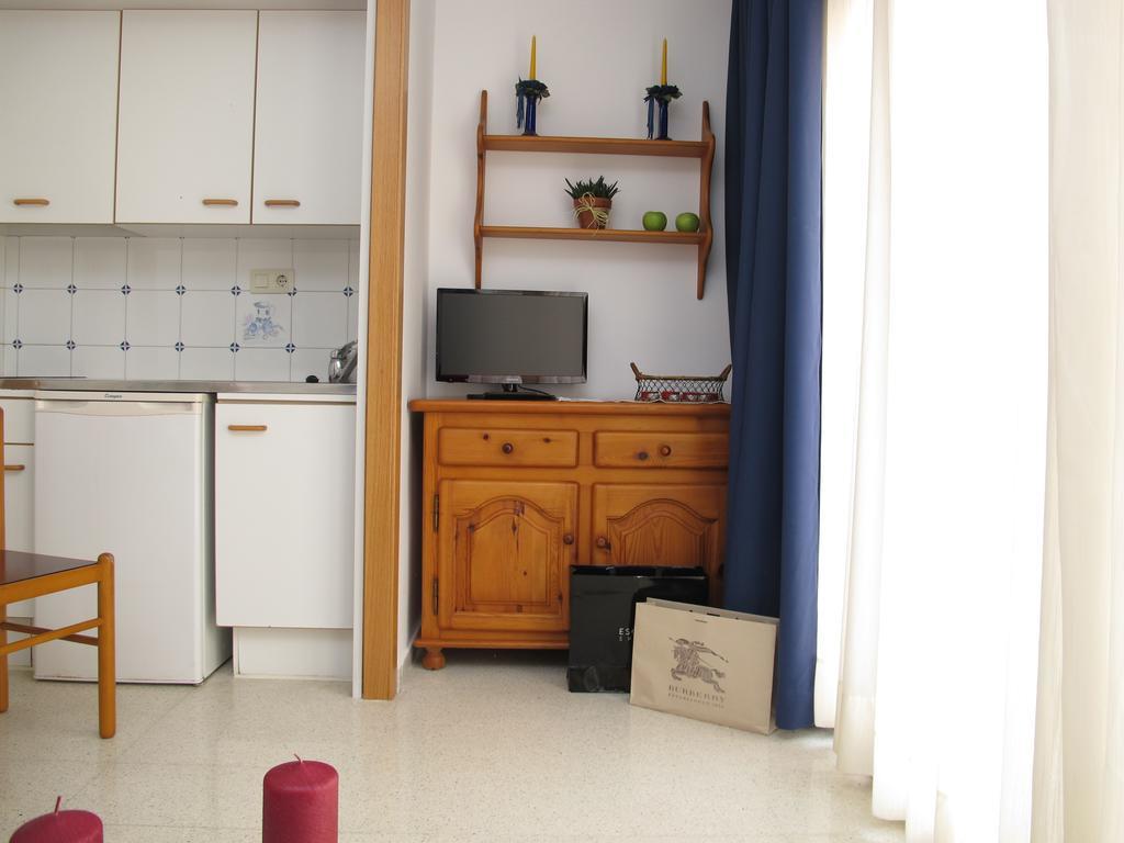 Apartamentos Santi Lloret de Mar Chambre photo
