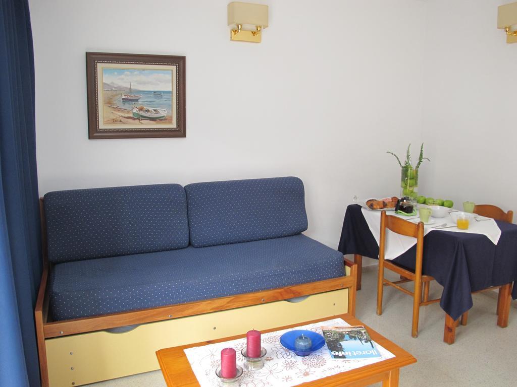 Apartamentos Santi Lloret de Mar Chambre photo